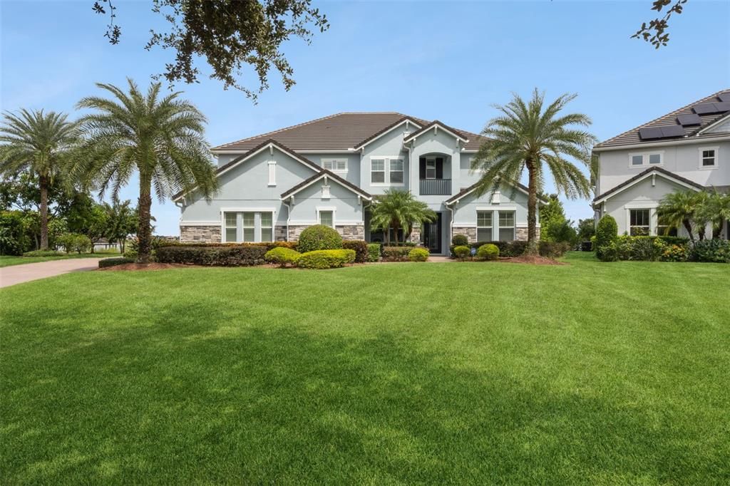 Active With Contract: $1,690,000 (6 beds, 6 baths, 5006 Square Feet)