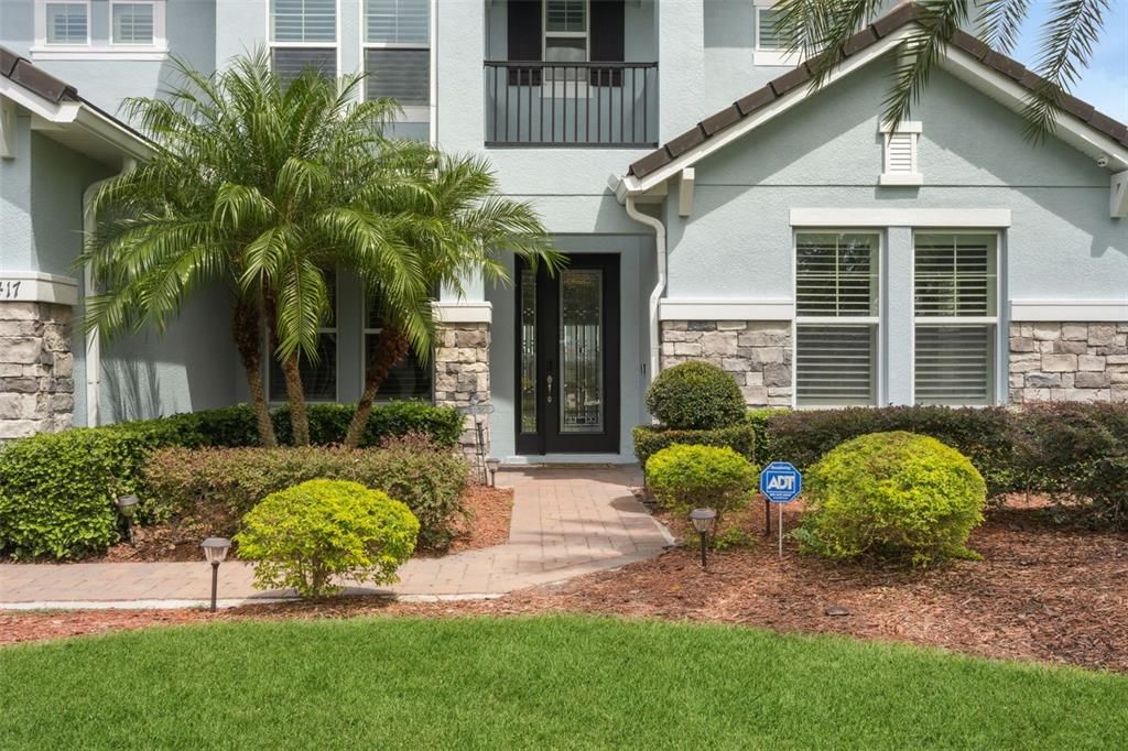 Active With Contract: $1,690,000 (6 beds, 6 baths, 5006 Square Feet)