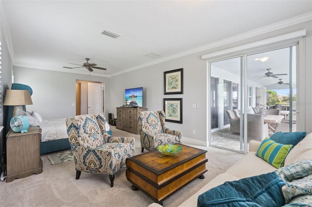 Active With Contract: $1,690,000 (6 beds, 6 baths, 5006 Square Feet)