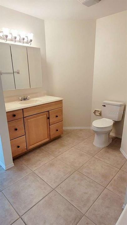 En Venta: $235,000 (2 camas, 2 baños, 1187 Pies cuadrados)