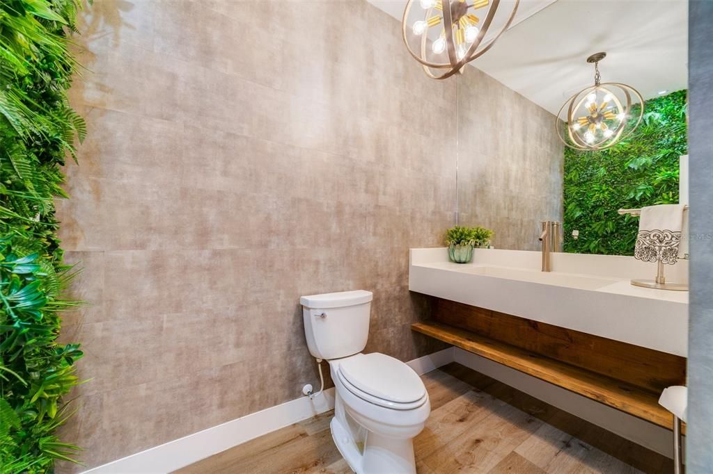 待售: $1,600,000 (5 贝兹, 4 浴室, 3904 平方英尺)