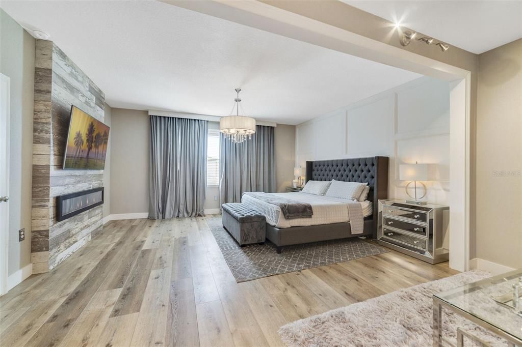 待售: $1,600,000 (5 贝兹, 4 浴室, 3904 平方英尺)