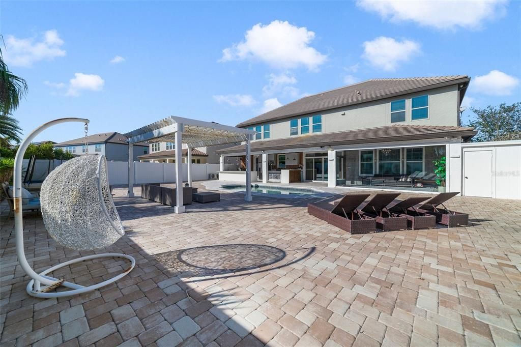 待售: $1,600,000 (5 贝兹, 4 浴室, 3904 平方英尺)