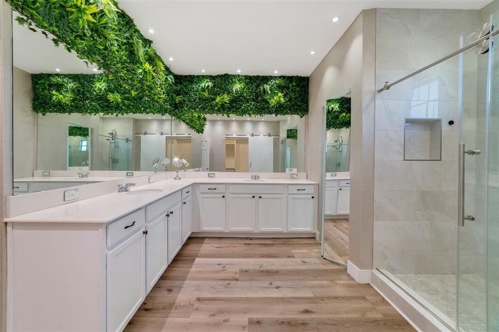 待售: $1,600,000 (5 贝兹, 4 浴室, 3904 平方英尺)