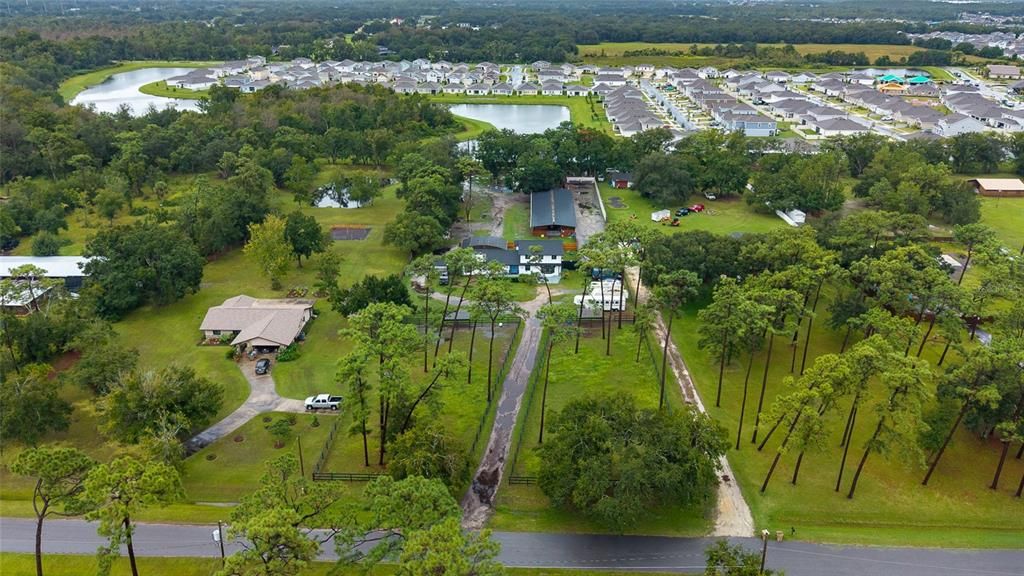 En Venta: $790,000 (5 camas, 3 baños, 2345 Pies cuadrados)