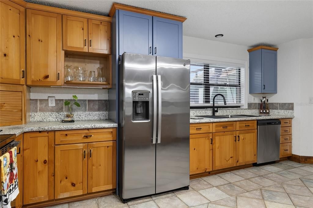 En Venta: $790,000 (5 camas, 3 baños, 2345 Pies cuadrados)