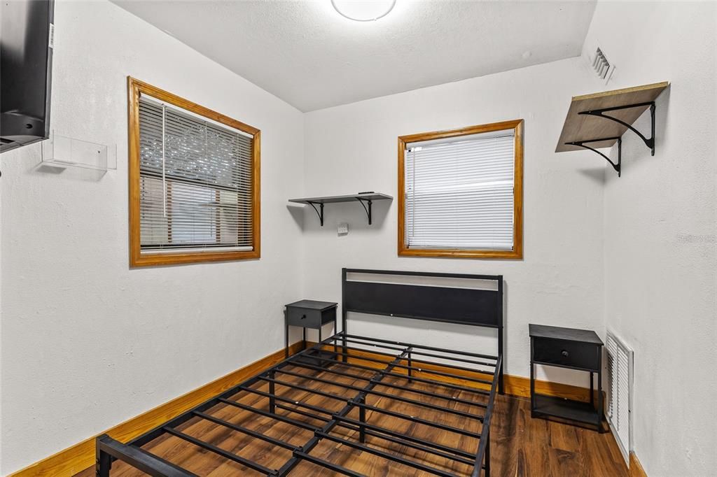 En Venta: $790,000 (5 camas, 3 baños, 2345 Pies cuadrados)