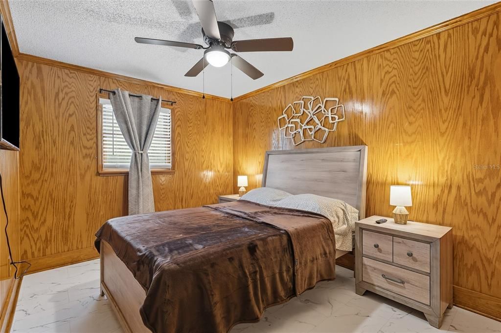 En Venta: $790,000 (5 camas, 3 baños, 2345 Pies cuadrados)