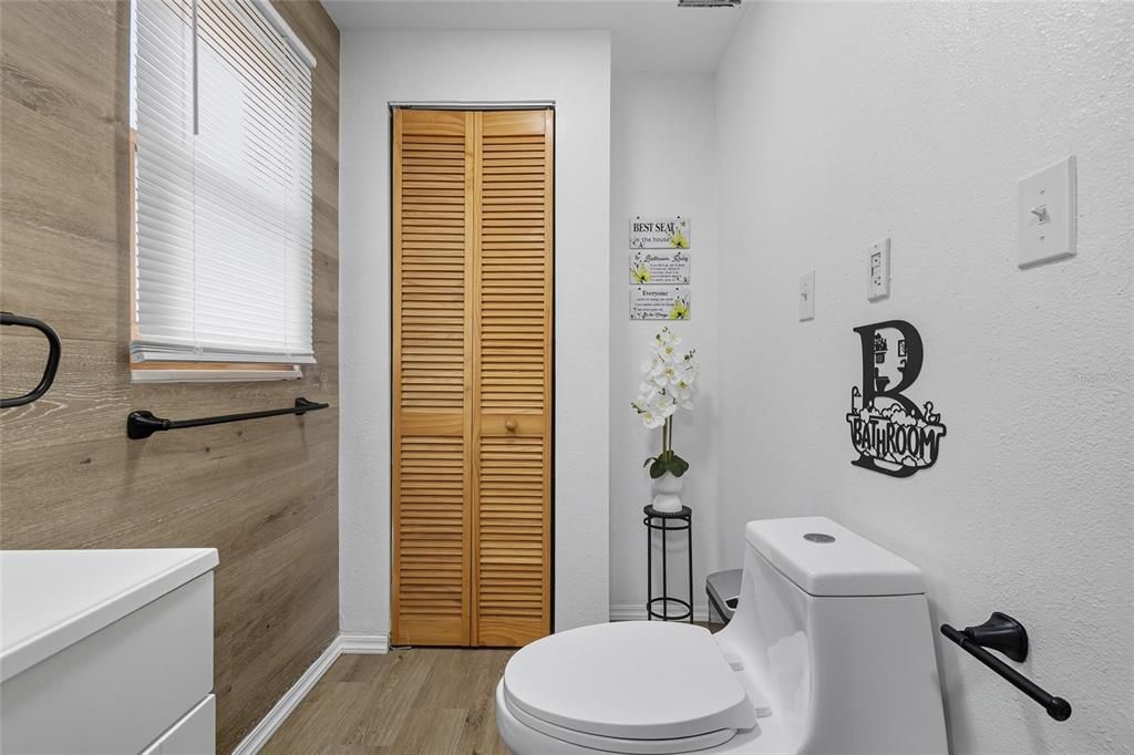 En Venta: $790,000 (5 camas, 3 baños, 2345 Pies cuadrados)