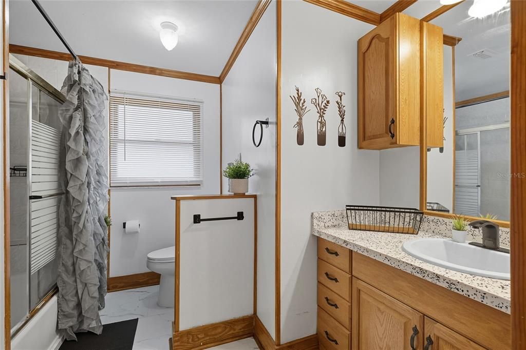 En Venta: $790,000 (5 camas, 3 baños, 2345 Pies cuadrados)