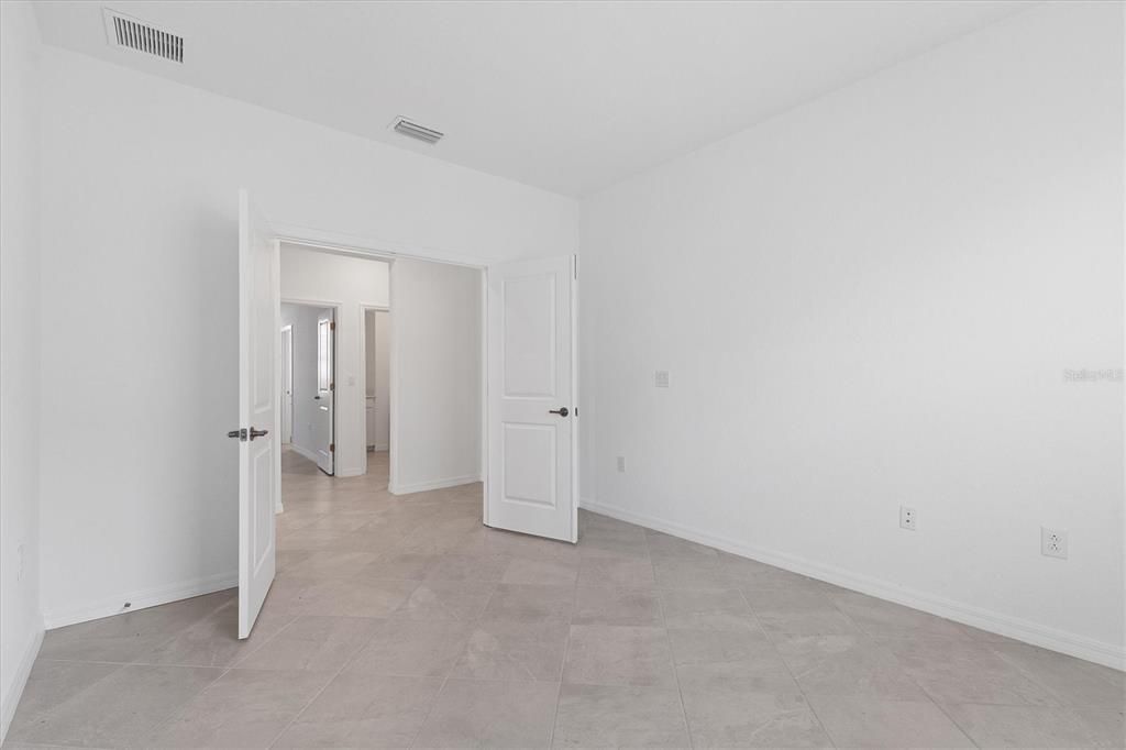 For Rent: $3,000 (3 beds, 3 baths, 2214 Square Feet)