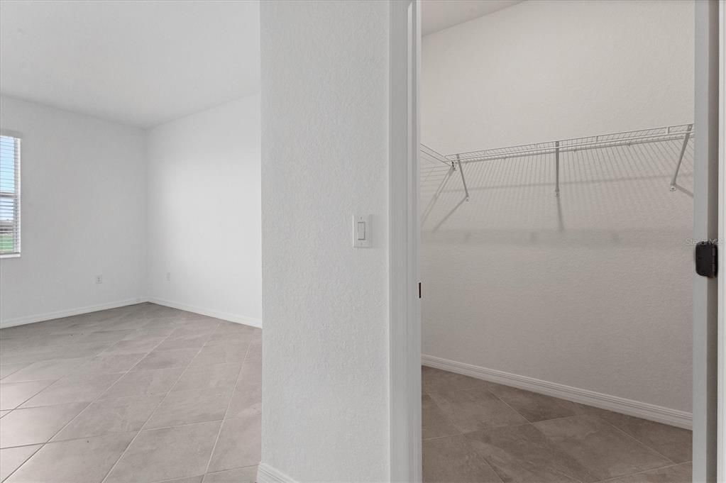 For Rent: $3,000 (3 beds, 3 baths, 2214 Square Feet)