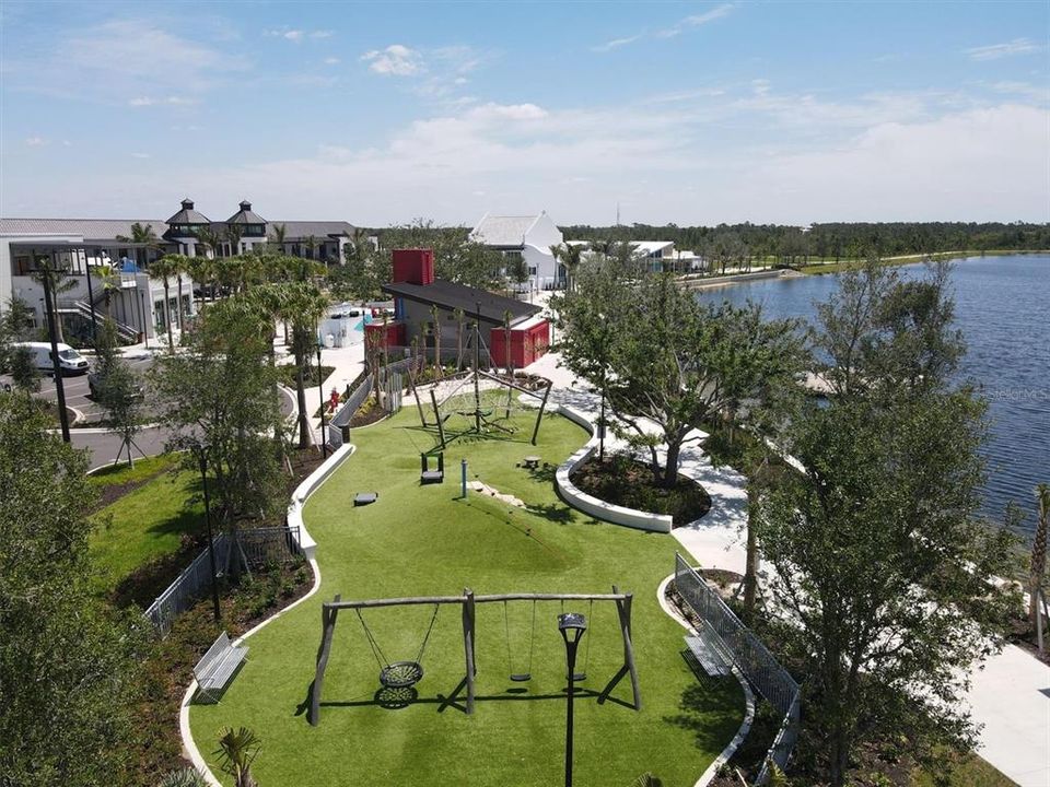 For Rent: $3,000 (3 beds, 3 baths, 2214 Square Feet)