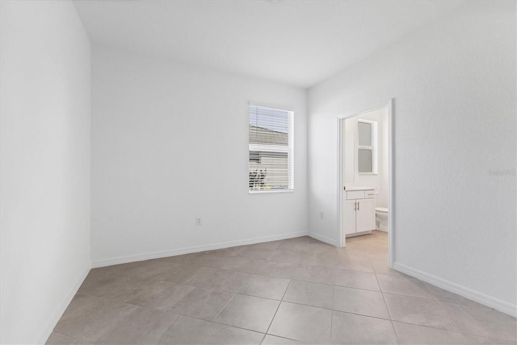 For Rent: $3,000 (3 beds, 3 baths, 2214 Square Feet)