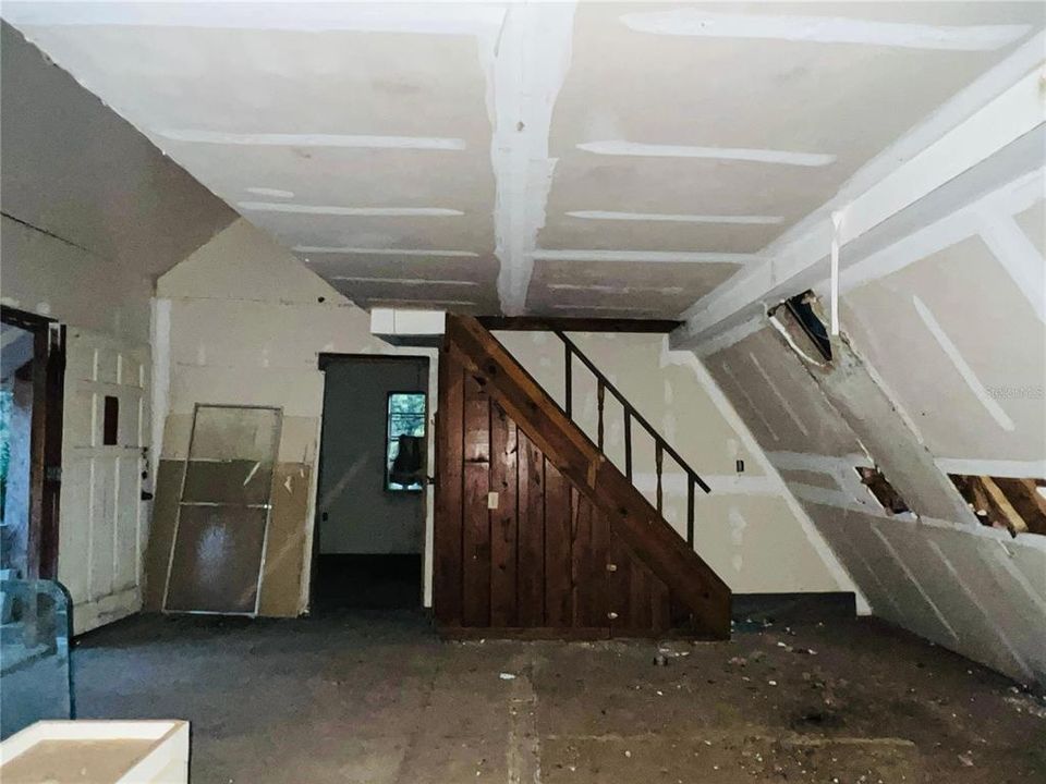 En Venta: $57,500 (1 camas, 1 baños, 894 Pies cuadrados)