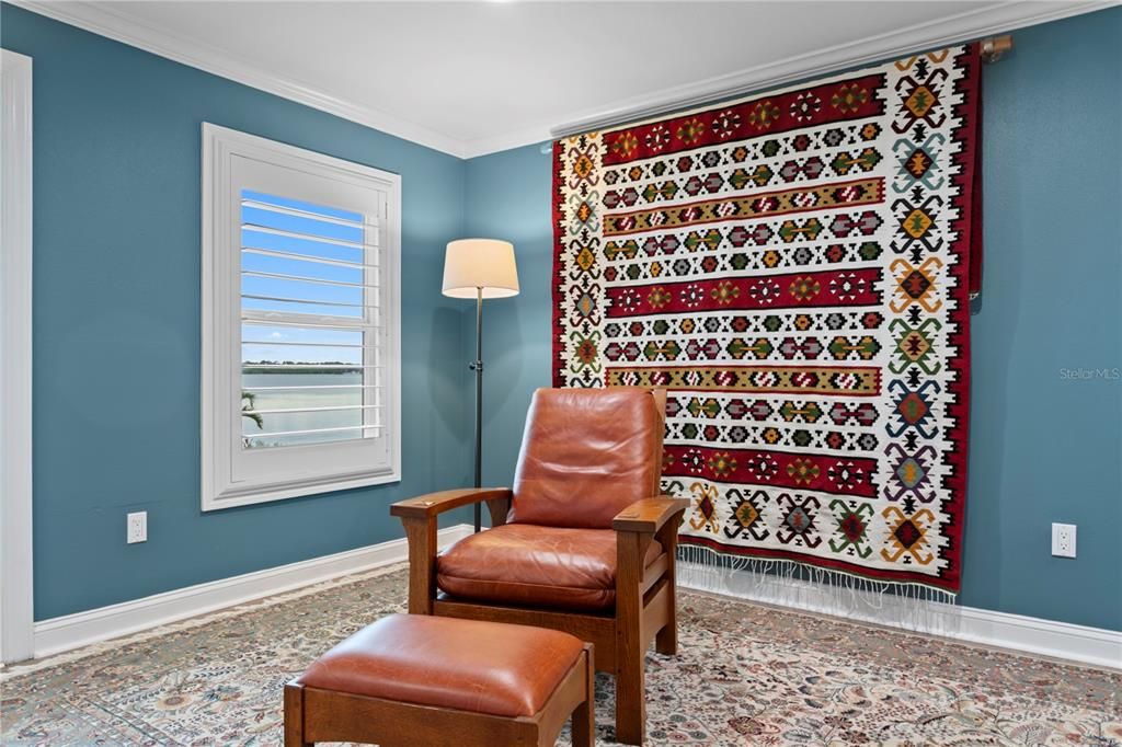 For Sale: $2,999,000 (4 beds, 2 baths, 3262 Square Feet)