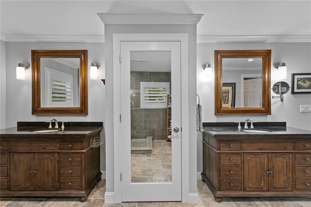 For Sale: $2,999,000 (4 beds, 2 baths, 3262 Square Feet)