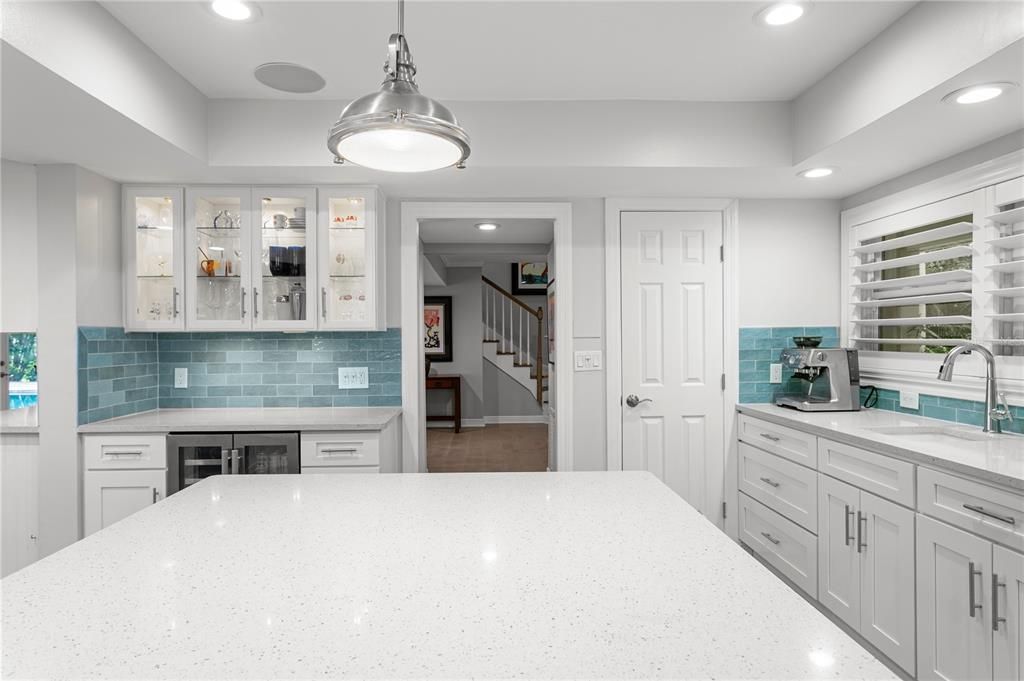 For Sale: $2,999,000 (4 beds, 2 baths, 3262 Square Feet)