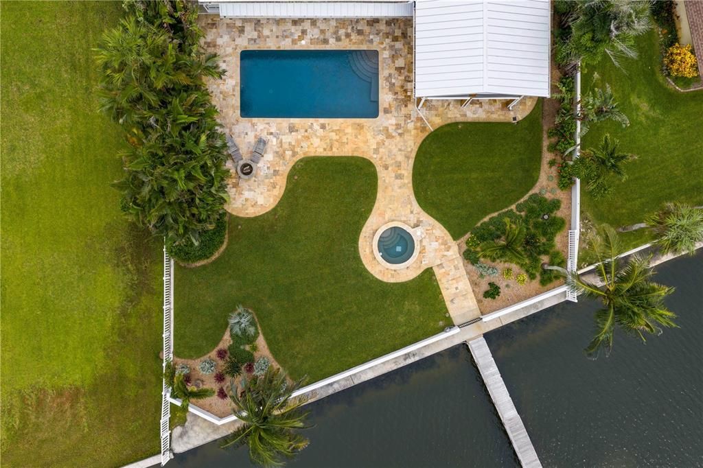 For Sale: $2,999,000 (4 beds, 2 baths, 3262 Square Feet)