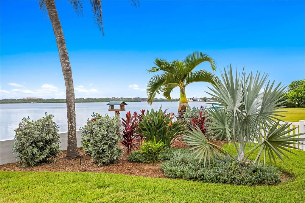 For Sale: $2,999,000 (4 beds, 2 baths, 3262 Square Feet)