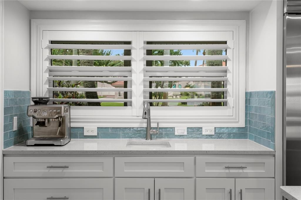 For Sale: $2,999,000 (4 beds, 2 baths, 3262 Square Feet)