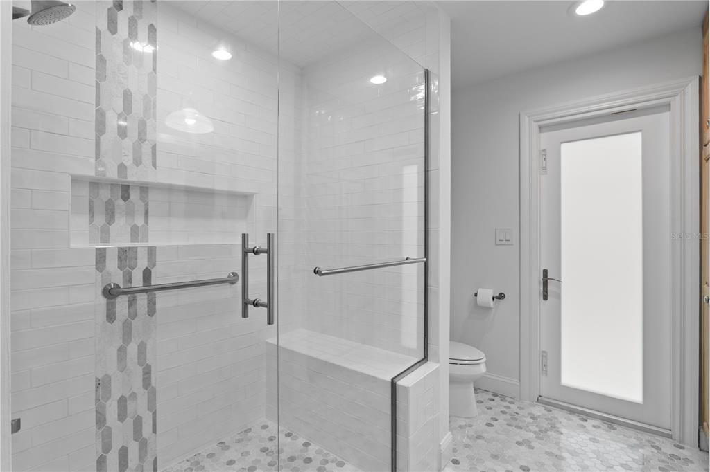 For Sale: $2,999,000 (4 beds, 2 baths, 3262 Square Feet)