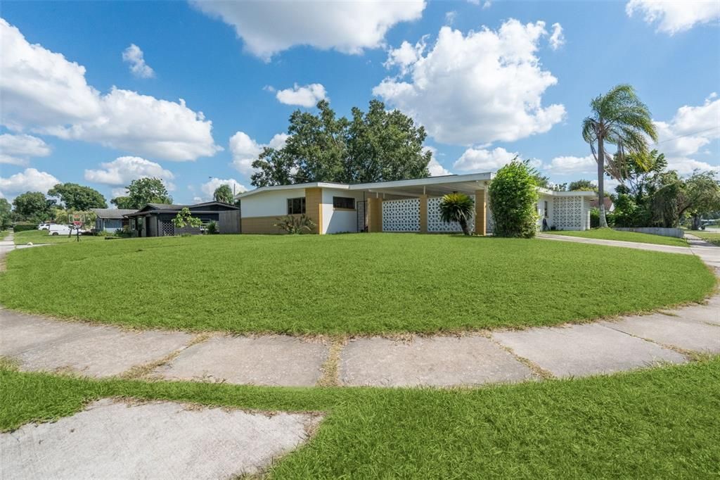 En Venta: $420,000 (3 camas, 2 baños, 1782 Pies cuadrados)