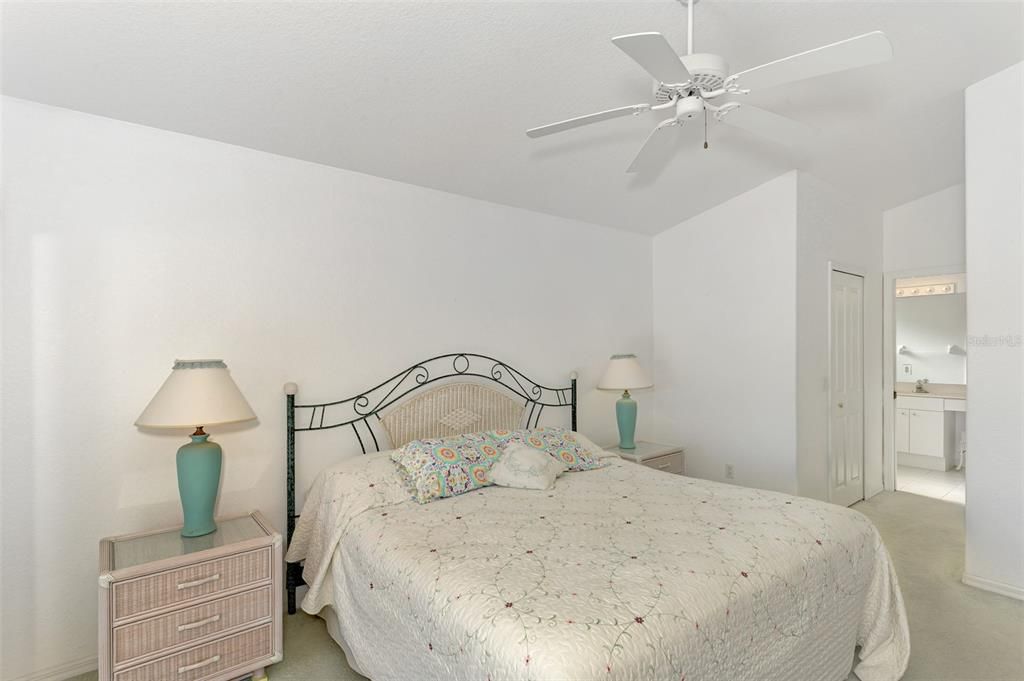 For Sale: $369,000 (3 beds, 2 baths, 1622 Square Feet)