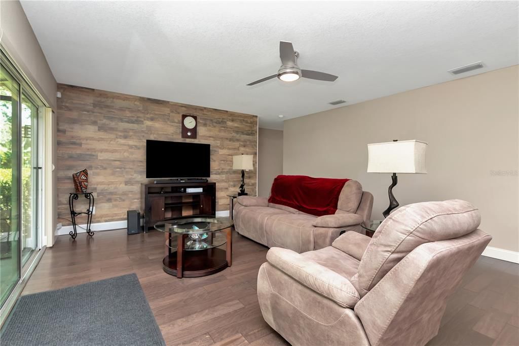 Active With Contract: $449,900 (4 beds, 2 baths, 2058 Square Feet)
