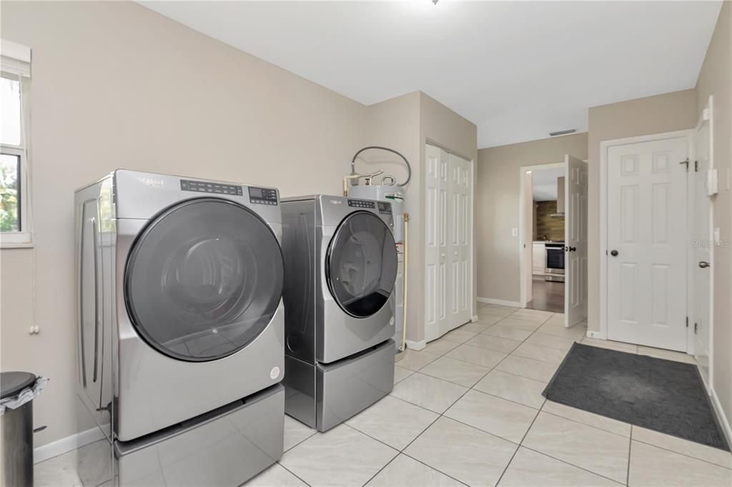 Active With Contract: $449,900 (4 beds, 2 baths, 2058 Square Feet)