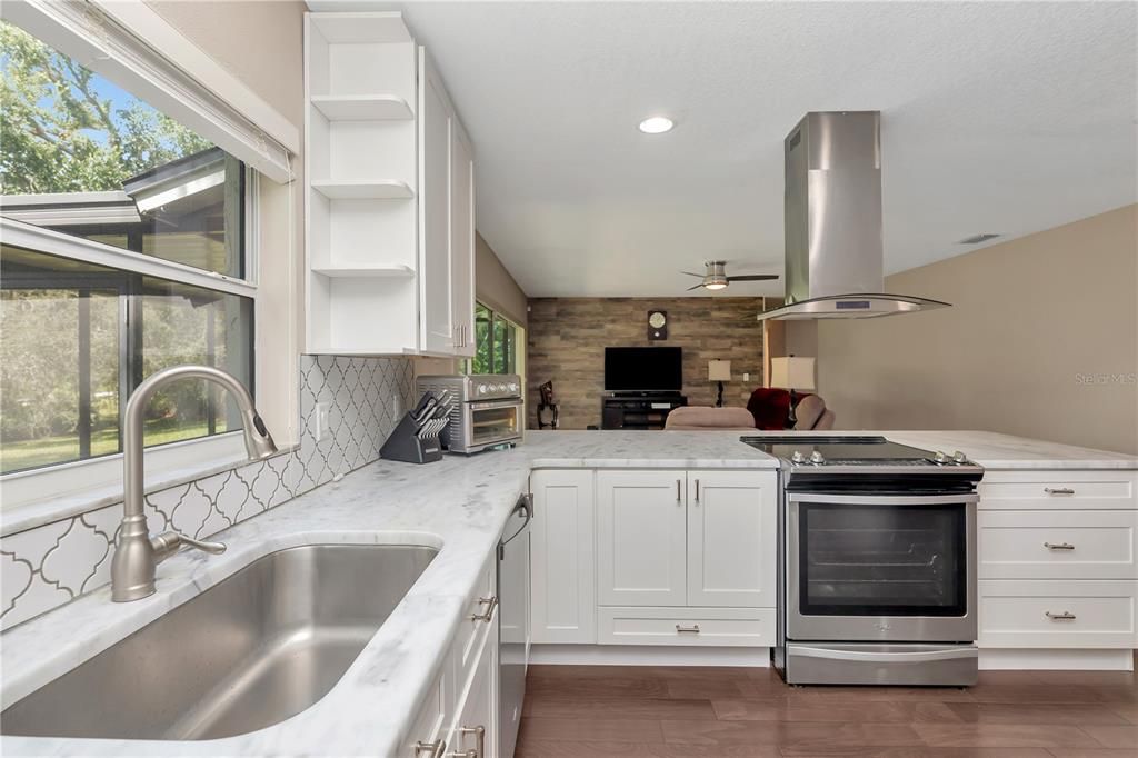 Active With Contract: $449,900 (4 beds, 2 baths, 2058 Square Feet)