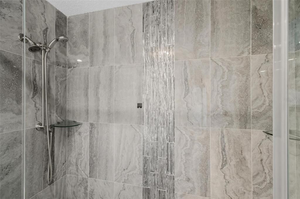 Active With Contract: $419,900 (4 beds, 3 baths, 1996 Square Feet)