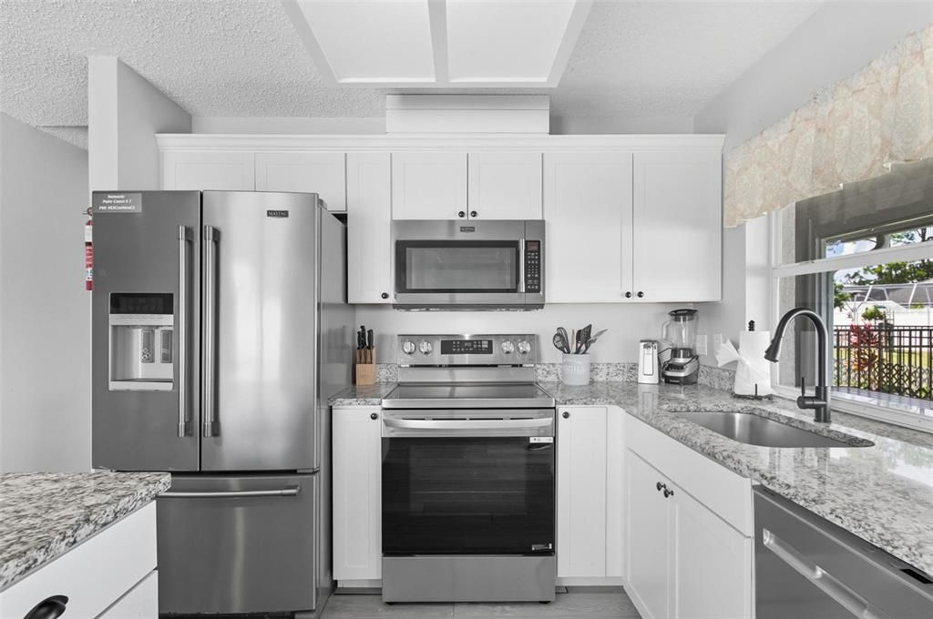 Active With Contract: $419,900 (4 beds, 3 baths, 1996 Square Feet)