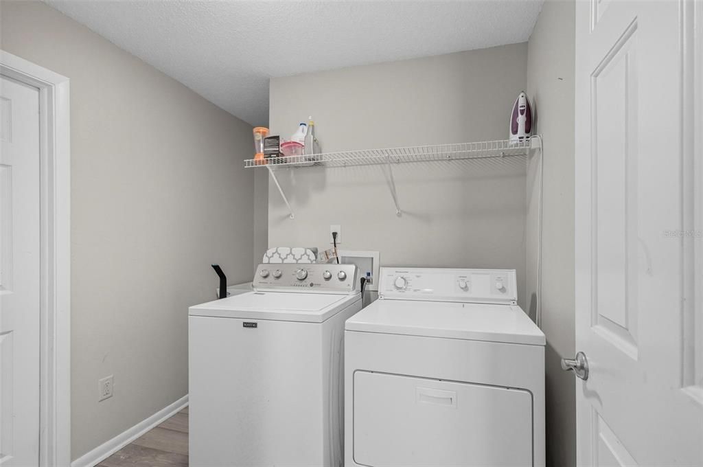 Active With Contract: $419,900 (4 beds, 3 baths, 1996 Square Feet)