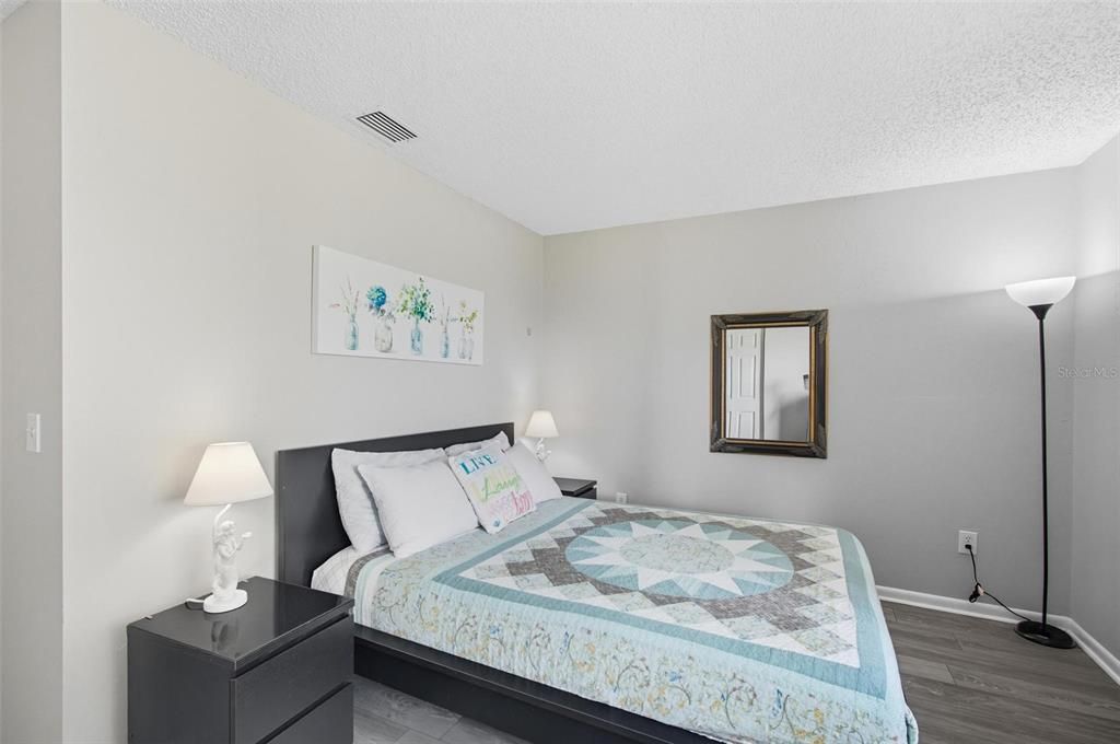 Active With Contract: $419,900 (4 beds, 3 baths, 1996 Square Feet)