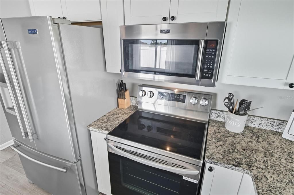 Active With Contract: $419,900 (4 beds, 3 baths, 1996 Square Feet)