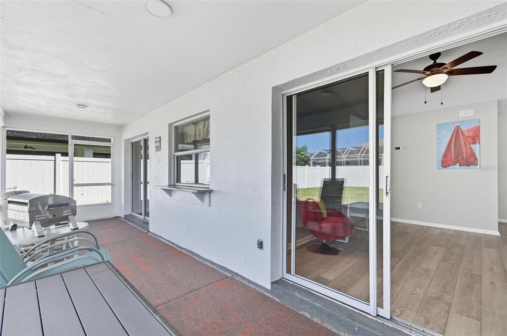 Active With Contract: $419,900 (4 beds, 3 baths, 1996 Square Feet)