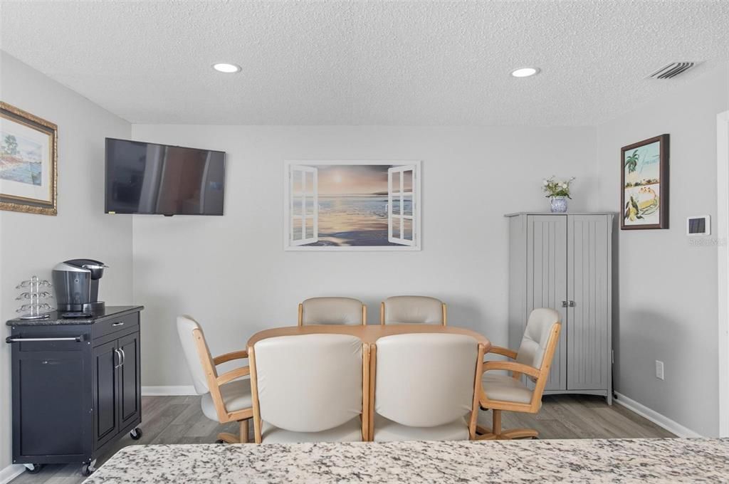 Active With Contract: $419,900 (4 beds, 3 baths, 1996 Square Feet)