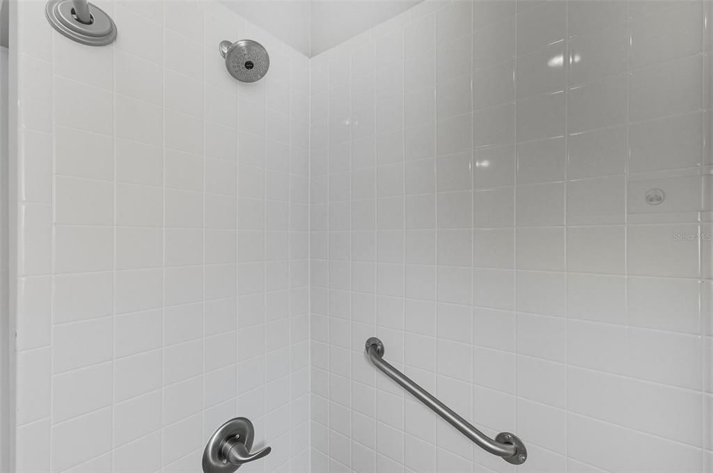 Active With Contract: $419,900 (4 beds, 3 baths, 1996 Square Feet)