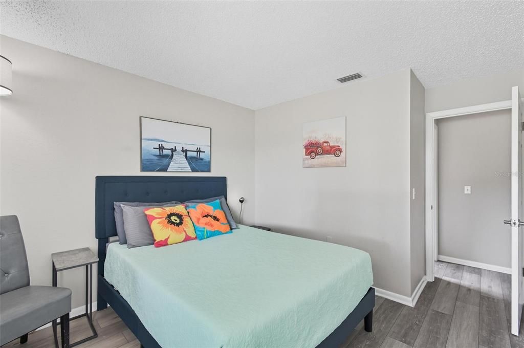 Active With Contract: $419,900 (4 beds, 3 baths, 1996 Square Feet)