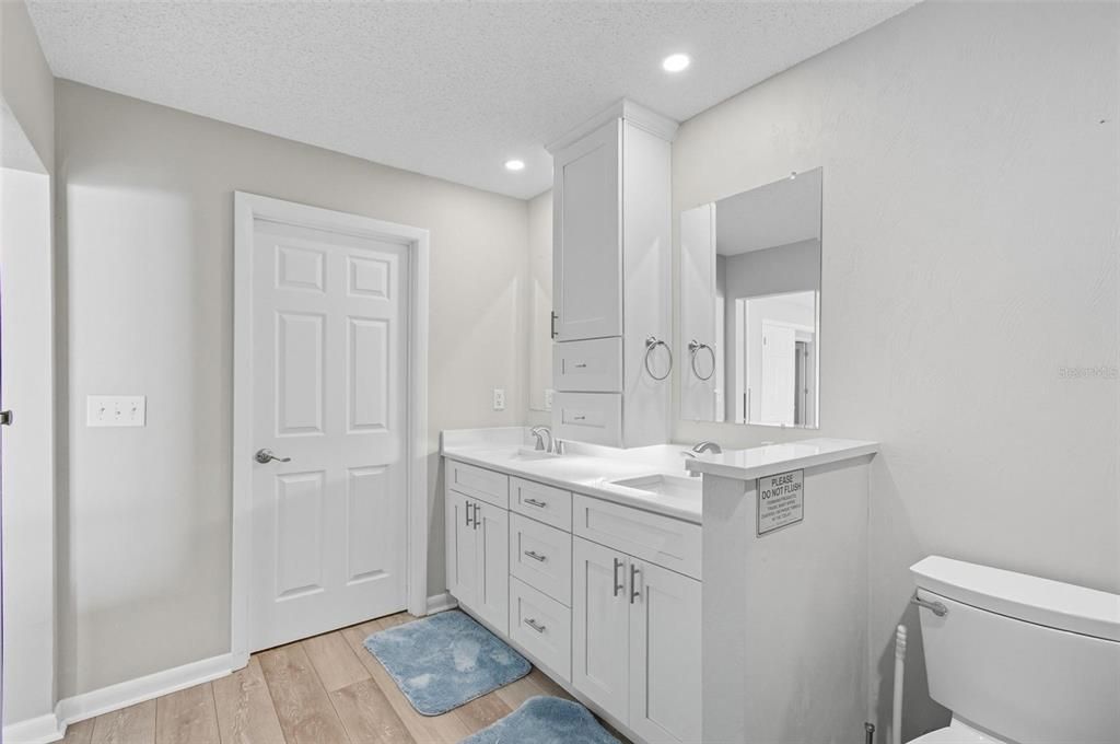 Active With Contract: $419,900 (4 beds, 3 baths, 1996 Square Feet)