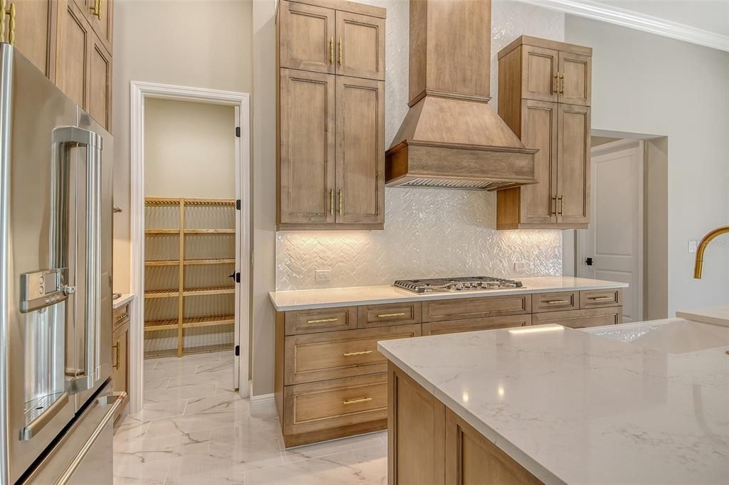 待售: $899,990 (3 贝兹, 3 浴室, 2412 平方英尺)