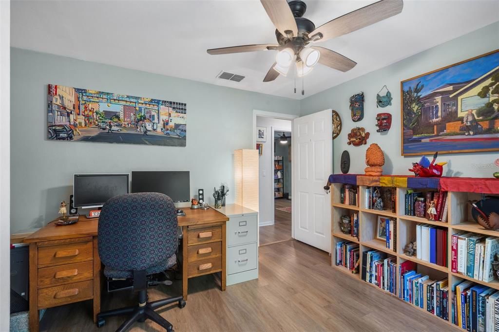 Active With Contract: $789,000 (3 beds, 2 baths, 2186 Square Feet)