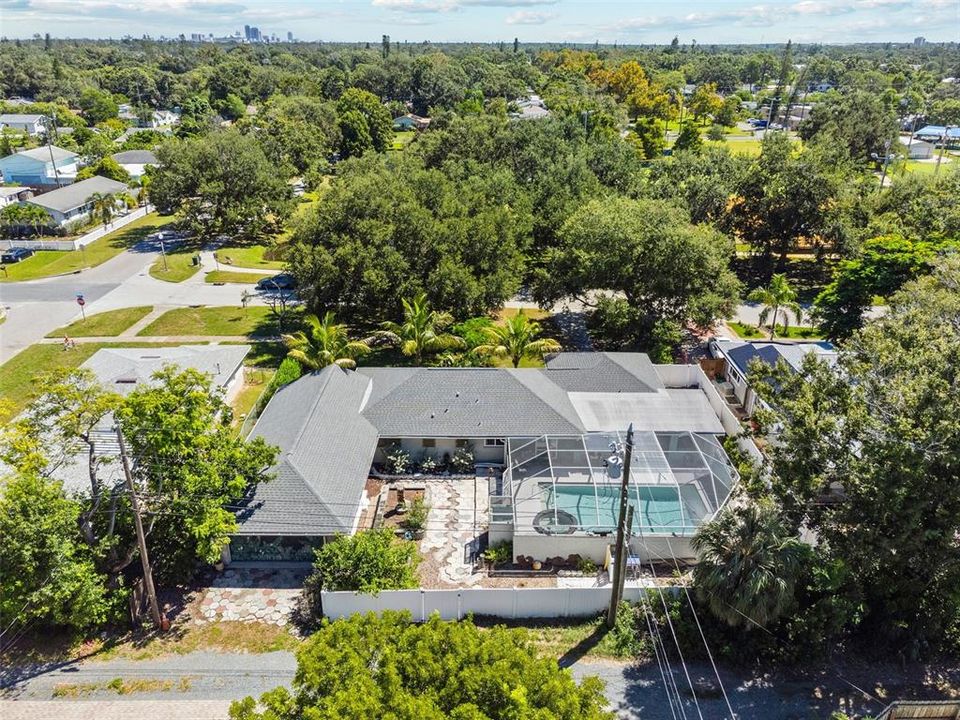 Active With Contract: $789,000 (3 beds, 2 baths, 2186 Square Feet)