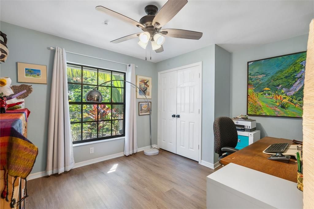 Active With Contract: $789,000 (3 beds, 2 baths, 2186 Square Feet)