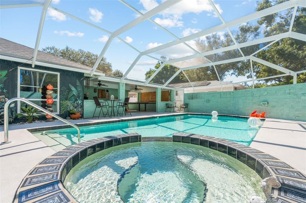 Active With Contract: $789,000 (3 beds, 2 baths, 2186 Square Feet)