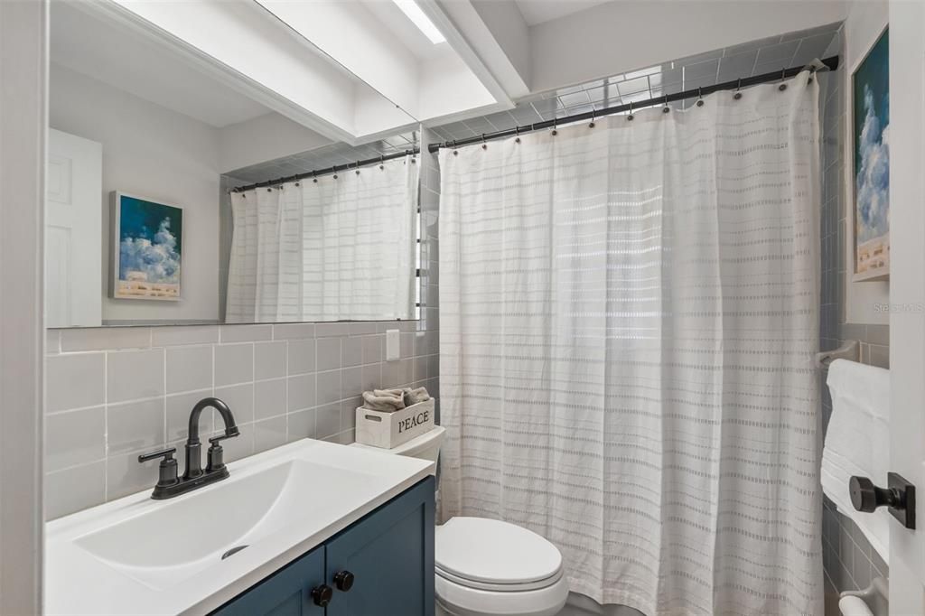 Active With Contract: $789,000 (3 beds, 2 baths, 2186 Square Feet)
