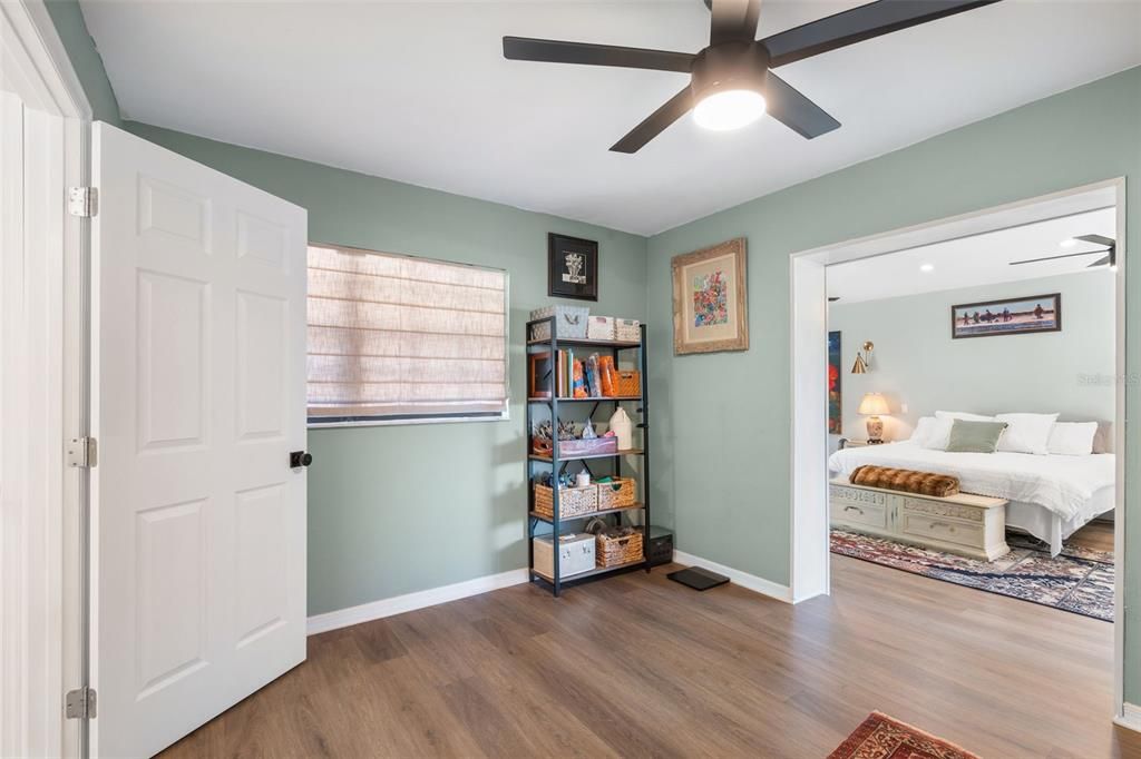 Active With Contract: $789,000 (3 beds, 2 baths, 2186 Square Feet)