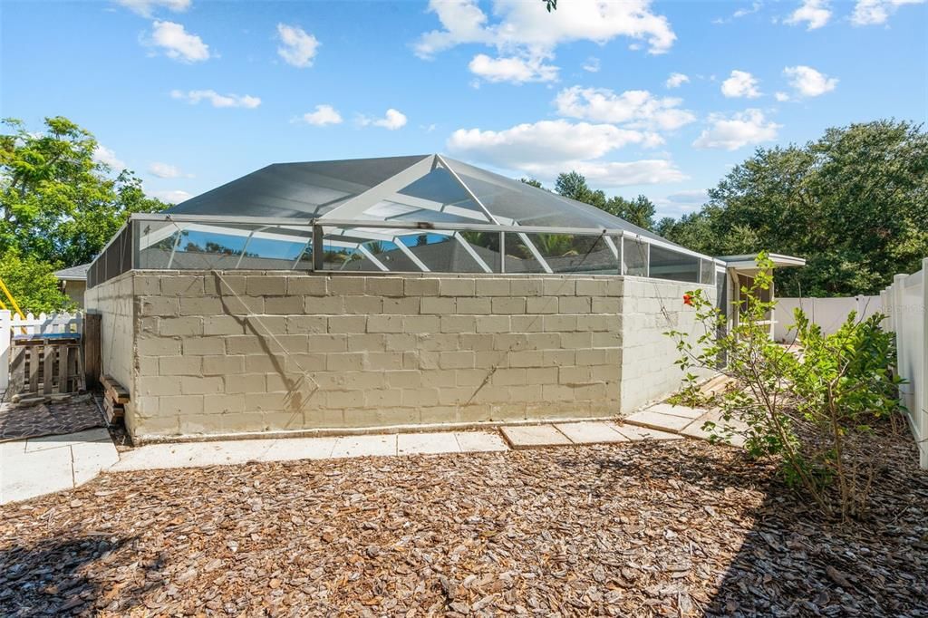 Active With Contract: $789,000 (3 beds, 2 baths, 2186 Square Feet)