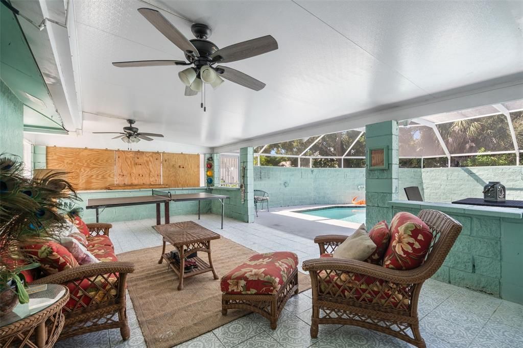 Active With Contract: $789,000 (3 beds, 2 baths, 2186 Square Feet)